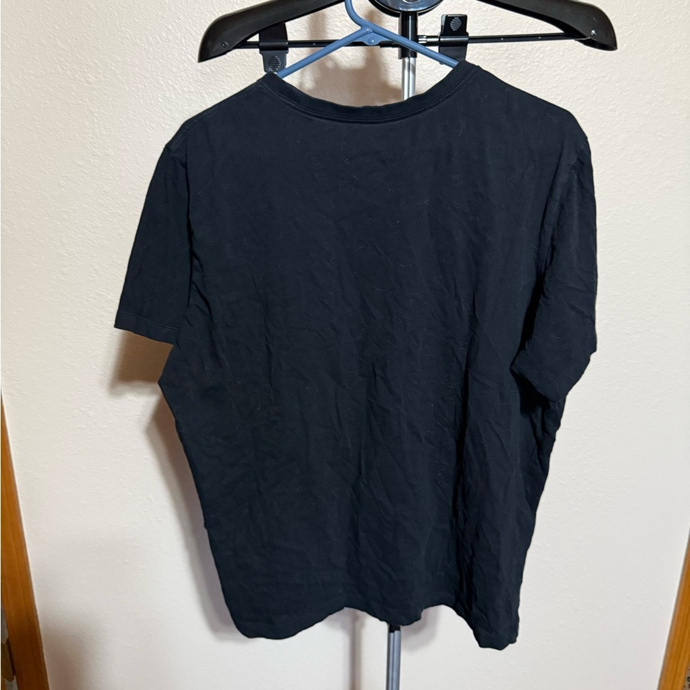 Nike‎ Black Tee - Picture 3 of 3